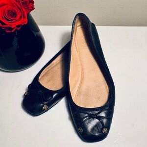 Tory Burch Laila Driver Black Leather Ballet Flat, Size 6